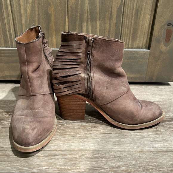 Australian brand RMK ankle boots - Picture 2 of 8